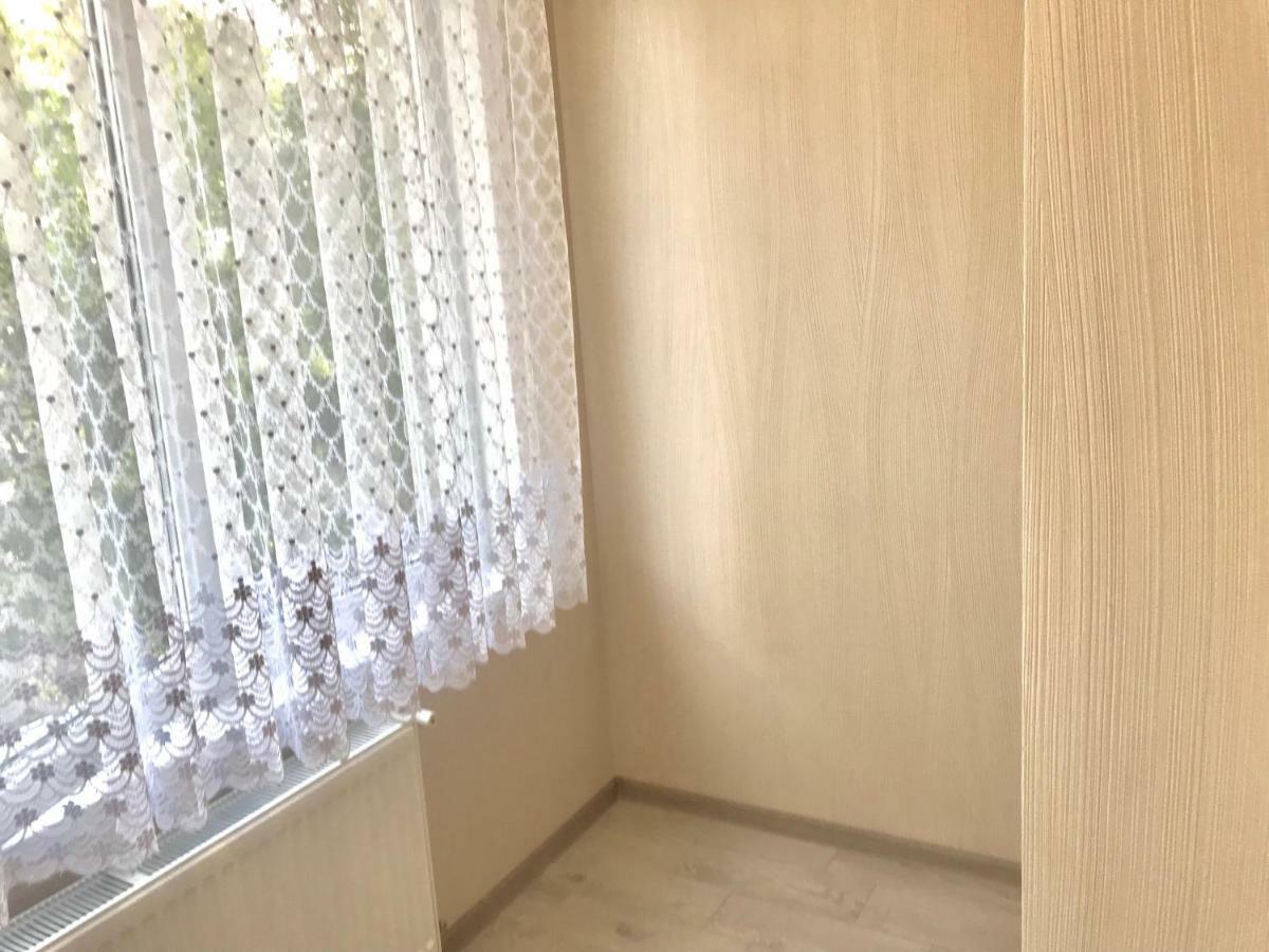 Center Apartment On Albisoara Street キシナウ エクステリア 写真